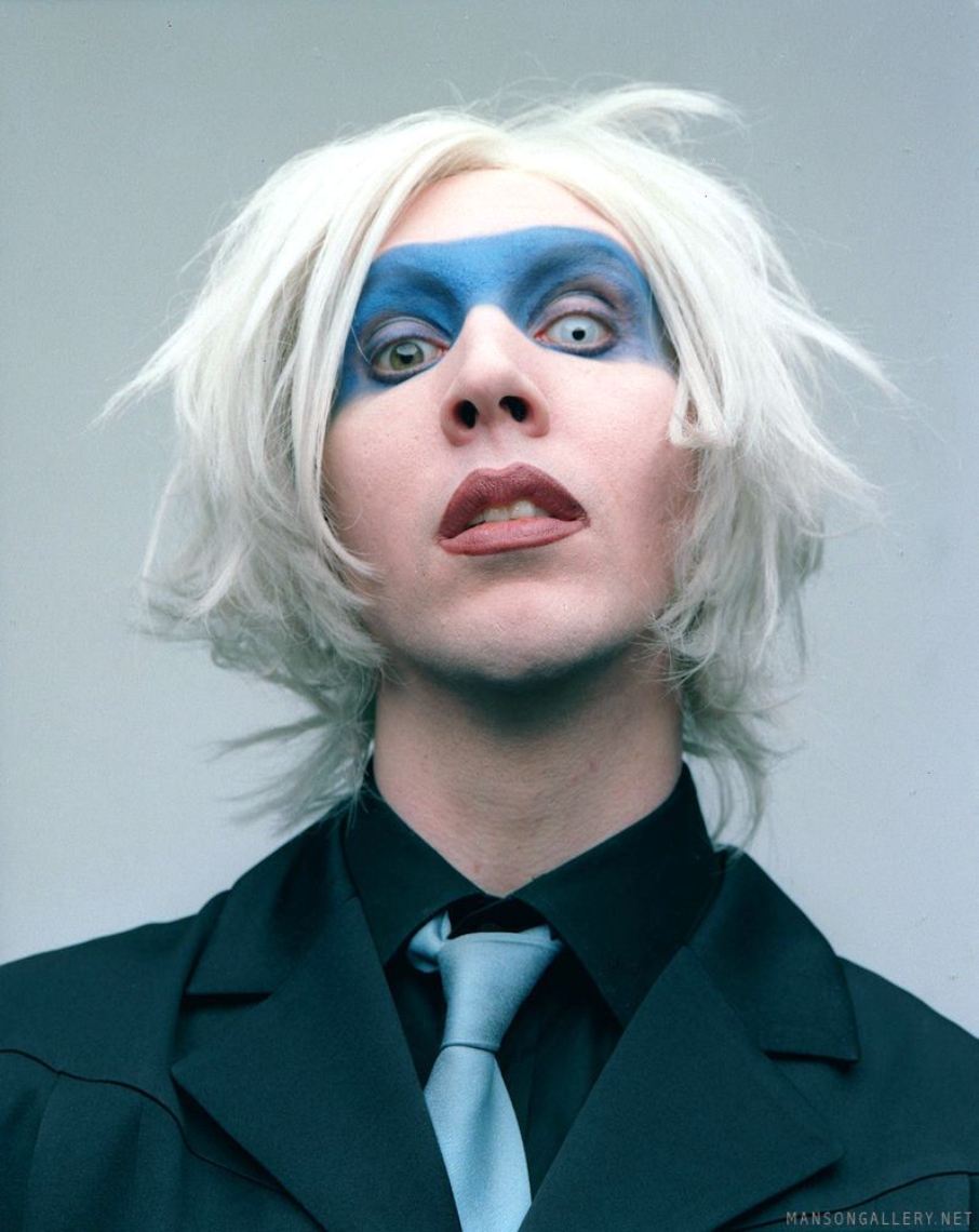 Marilyn-Manson-marilyn-manson-29937788-906-1140